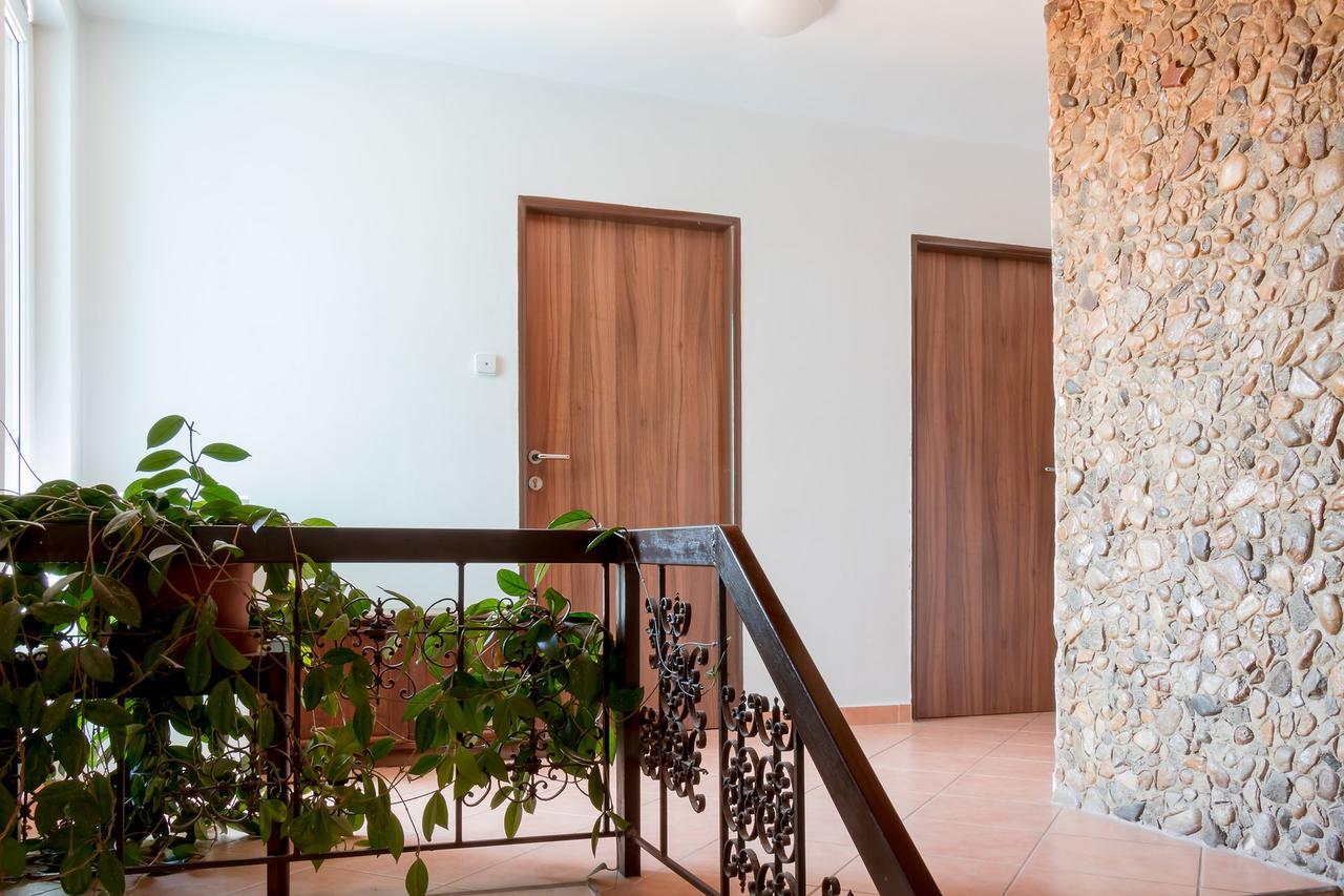Alton Garni Hotel Ческе-Будеёвице Экстерьер фото